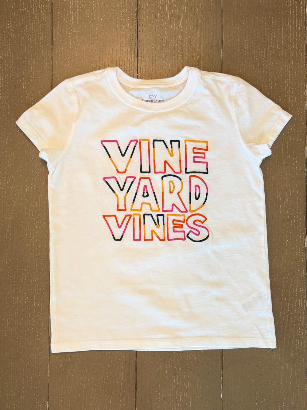 Vineyard Vines Girls’ Short-Sleeve Colorful Embroidered Logo T-Shirt • Size M